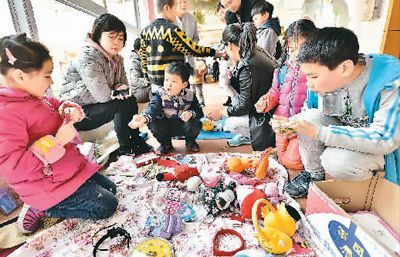 幼兒園跳蚤市場(chǎng)的價(jià)值探索 寓教于樂(lè)的市場(chǎng)實(shí)踐